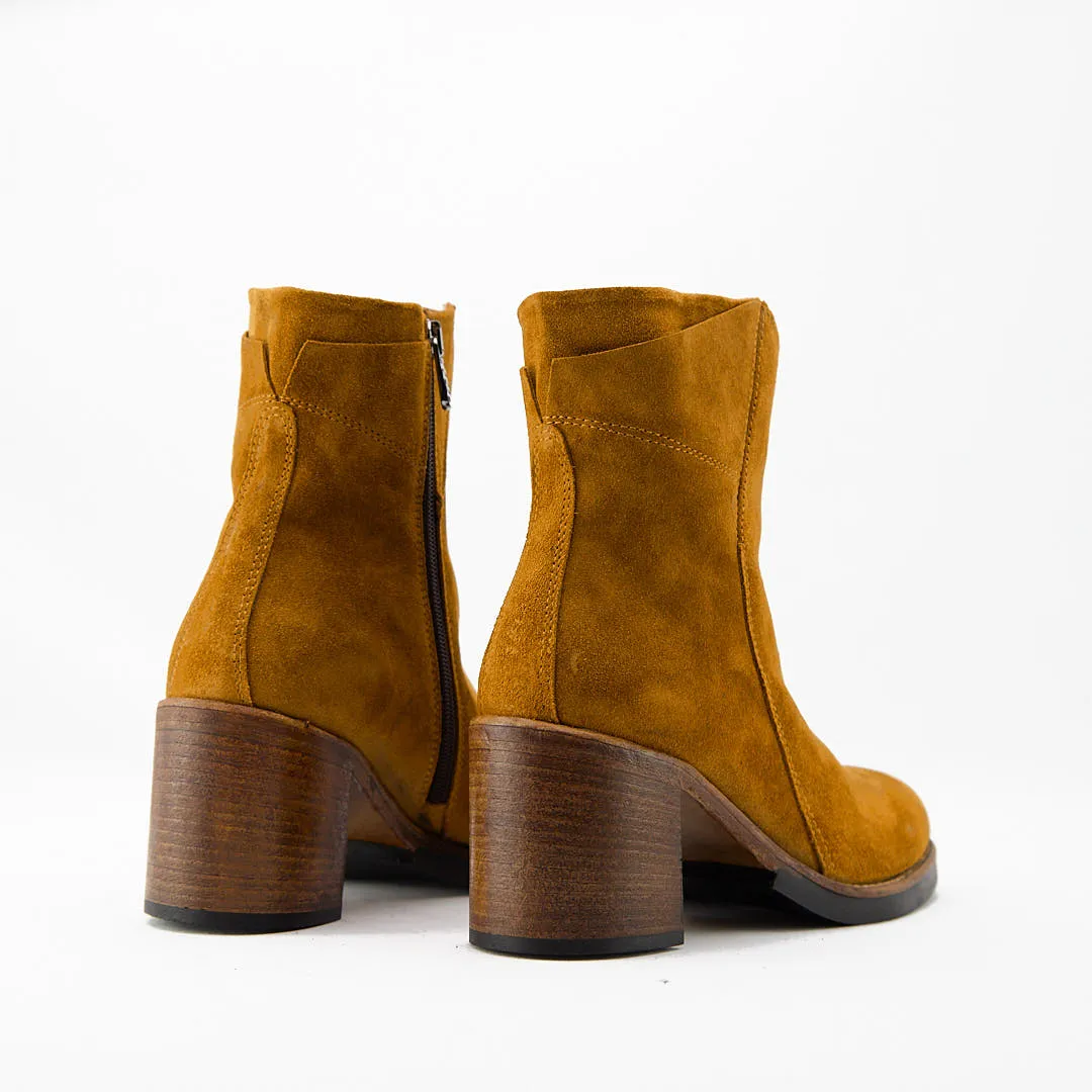 ARAPEY CURRY - Stivaletto con Zip Donna in Camoscio - HUNDRED100
