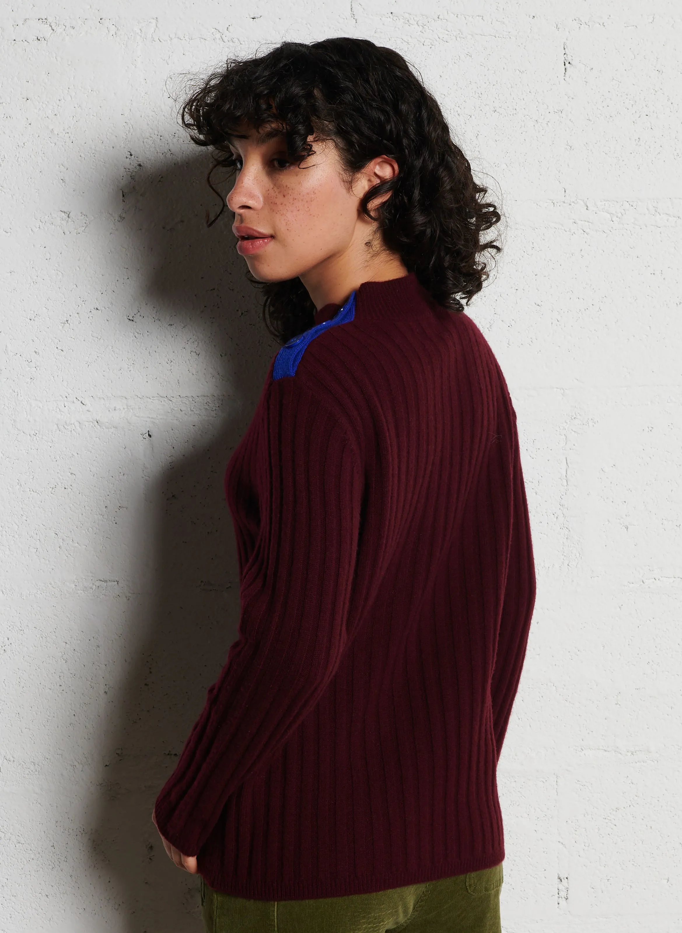  BENSIMON   GUILAIN - Maglione dritto con bottoni in lana e cashmere | Viola