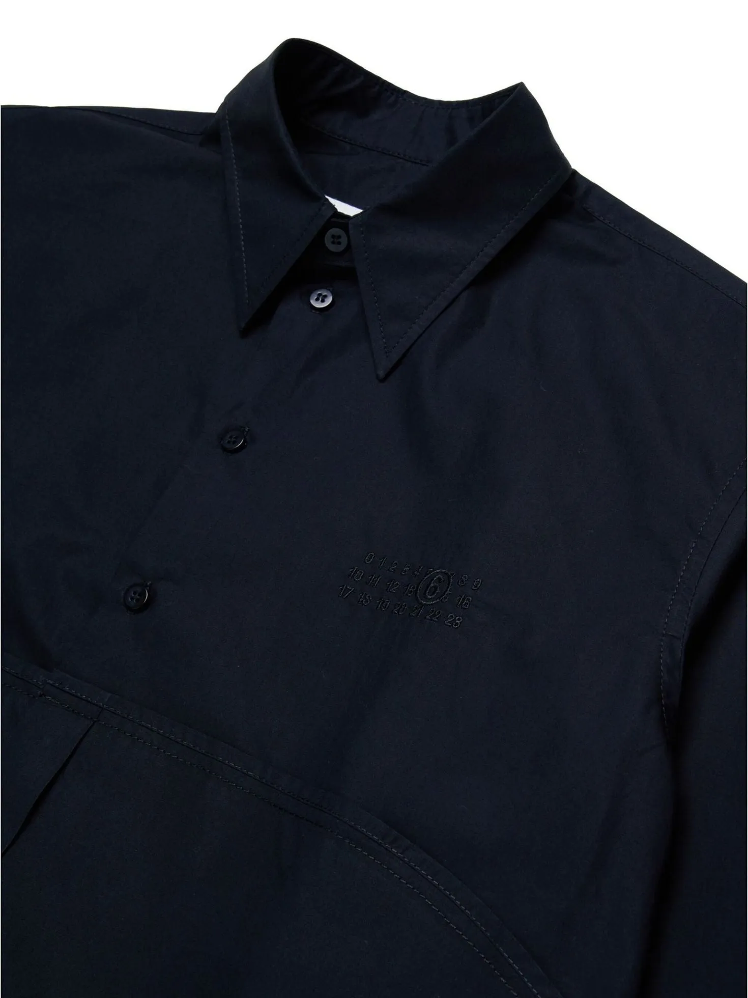 Camicia cropp con ricamo numeri Maison Margiela A/I 2024