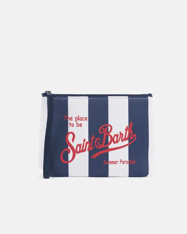 Pochette Aline a righe bianche e blu in tessuto scuba con scritta logo rossa stampata