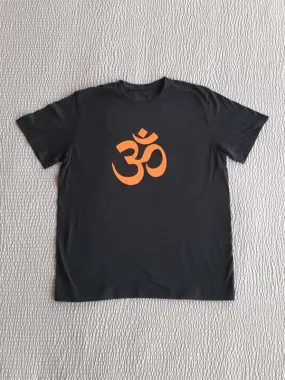 T-shirt unisex in cotone biologico • OM